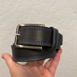 Boconi Leather Belt black with blue stitching size 32/80